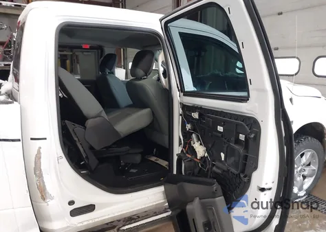 2015 Ram 1500 Big Horn z USA, uszkodzony, nr VIN 1C6RR7LT9FS775302